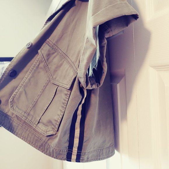 Cropped Jacket - Picture 3 of 3